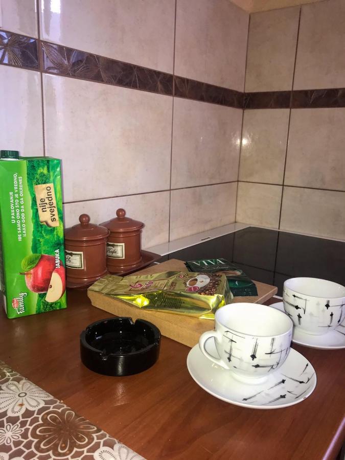 Jovana -- Porodicni Apartmani Igalo Herceg Novi Dış mekan fotoğraf