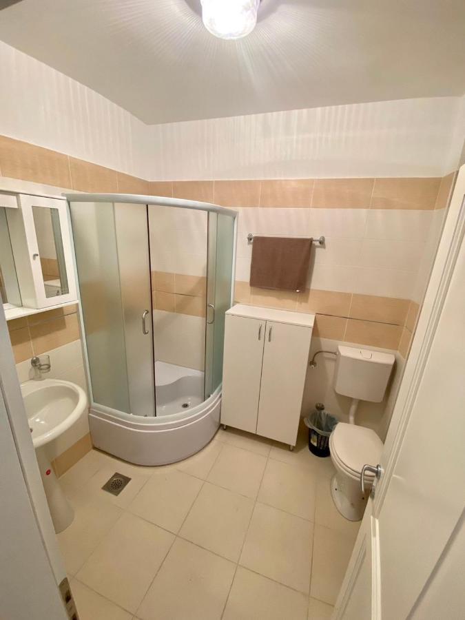 Jovana -- Porodicni Apartmani Igalo Herceg Novi Dış mekan fotoğraf
