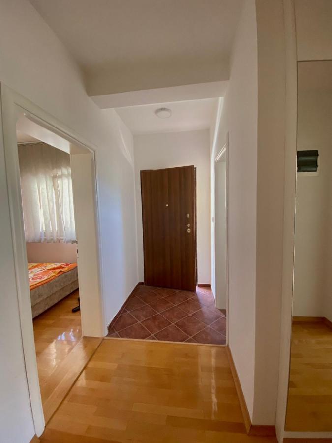 Jovana -- Porodicni Apartmani Igalo Herceg Novi Dış mekan fotoğraf
