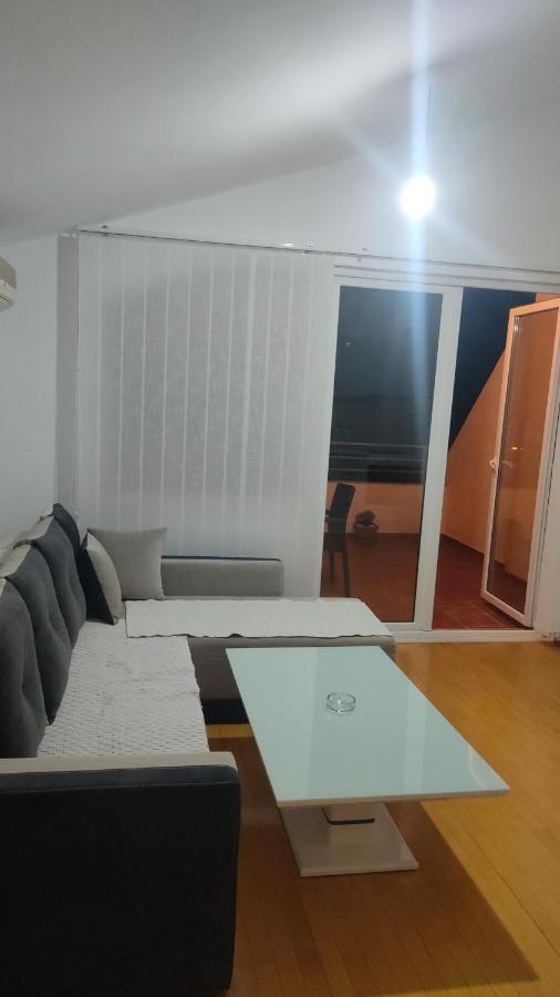 Jovana -- Porodicni Apartmani Igalo Herceg Novi Dış mekan fotoğraf